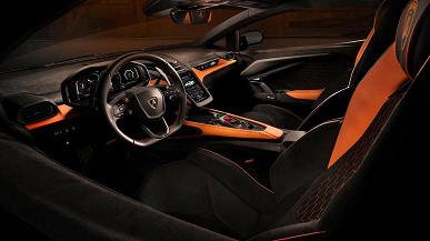 В России можно заказать новейший 1000-сильный гиперкар Lamborghini Revuelto. Сколько за него просят?